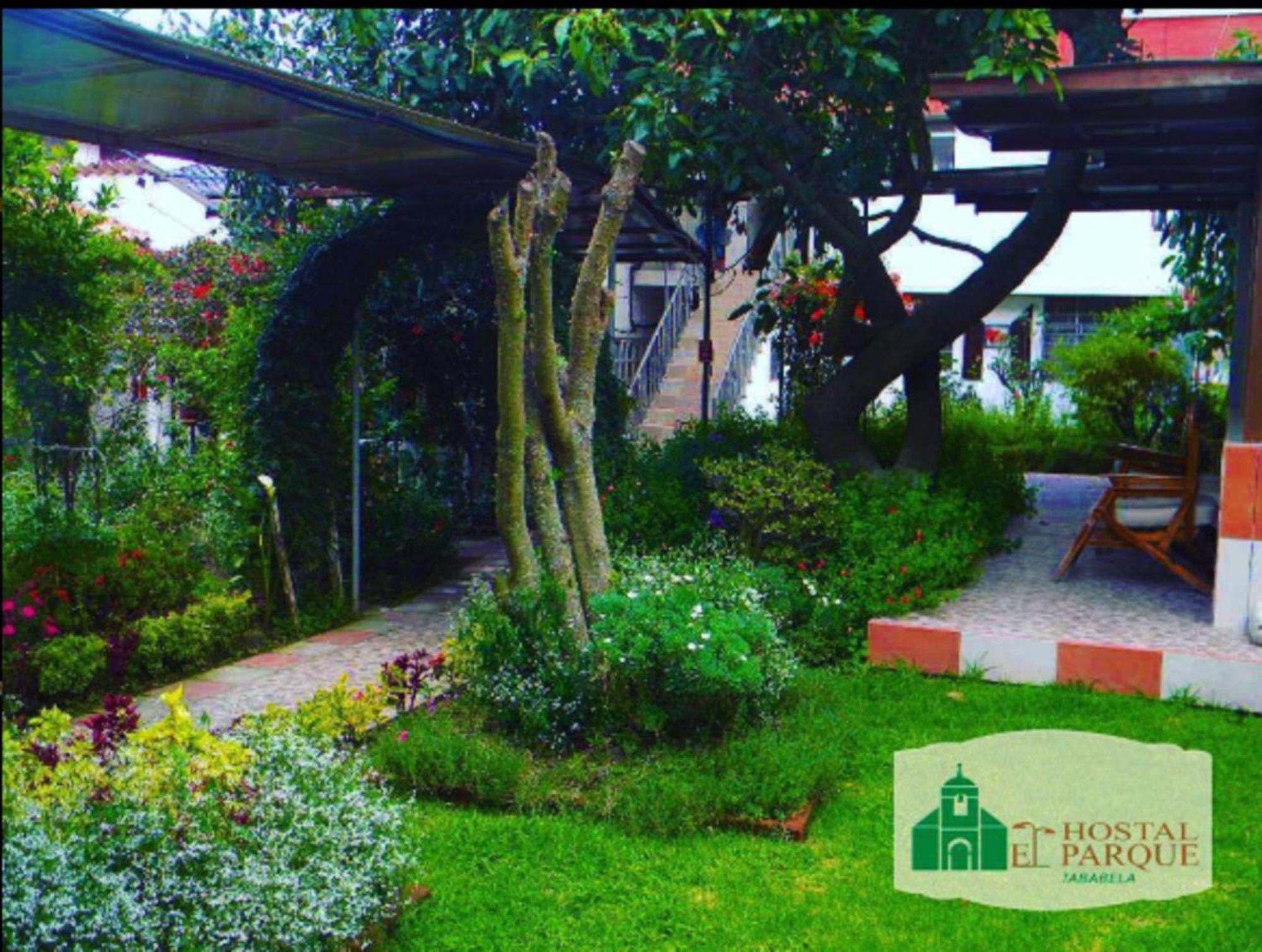 Hostal El Parque Tababela Zewnętrze zdjęcie